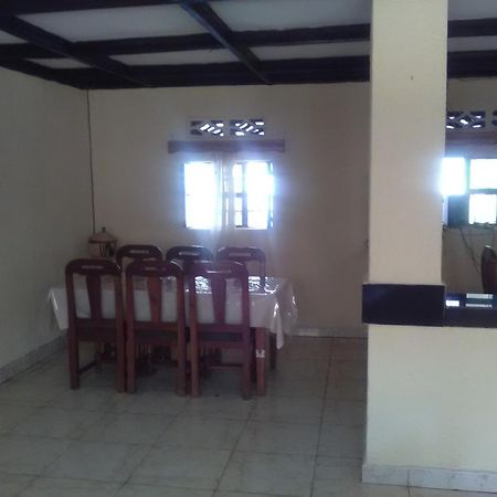 Gloria Motel Cyangugu Extérieur photo