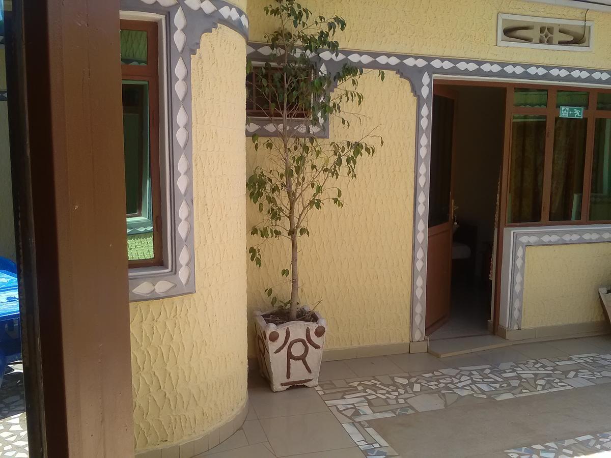 Gloria Motel Cyangugu Extérieur photo